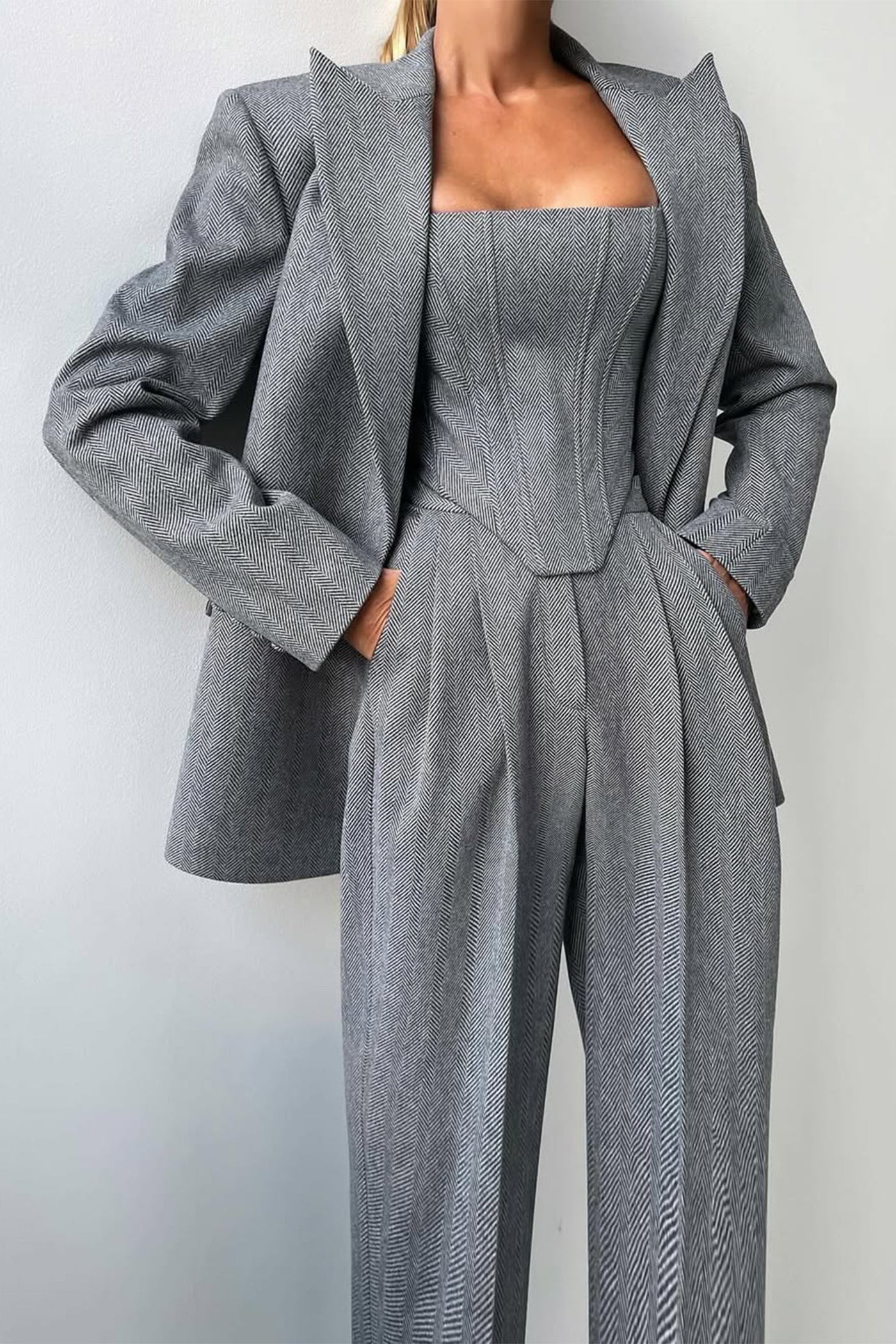 Bozena - elegancja, która podkreśla siłę